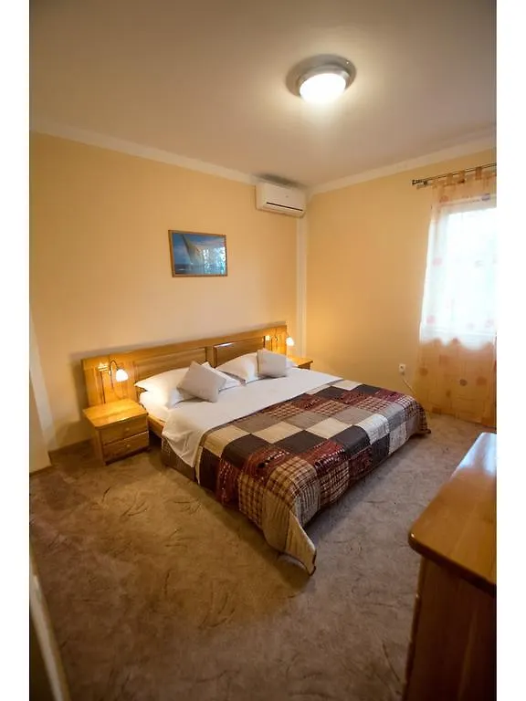 Apartments Marina Starigrad Paklenica